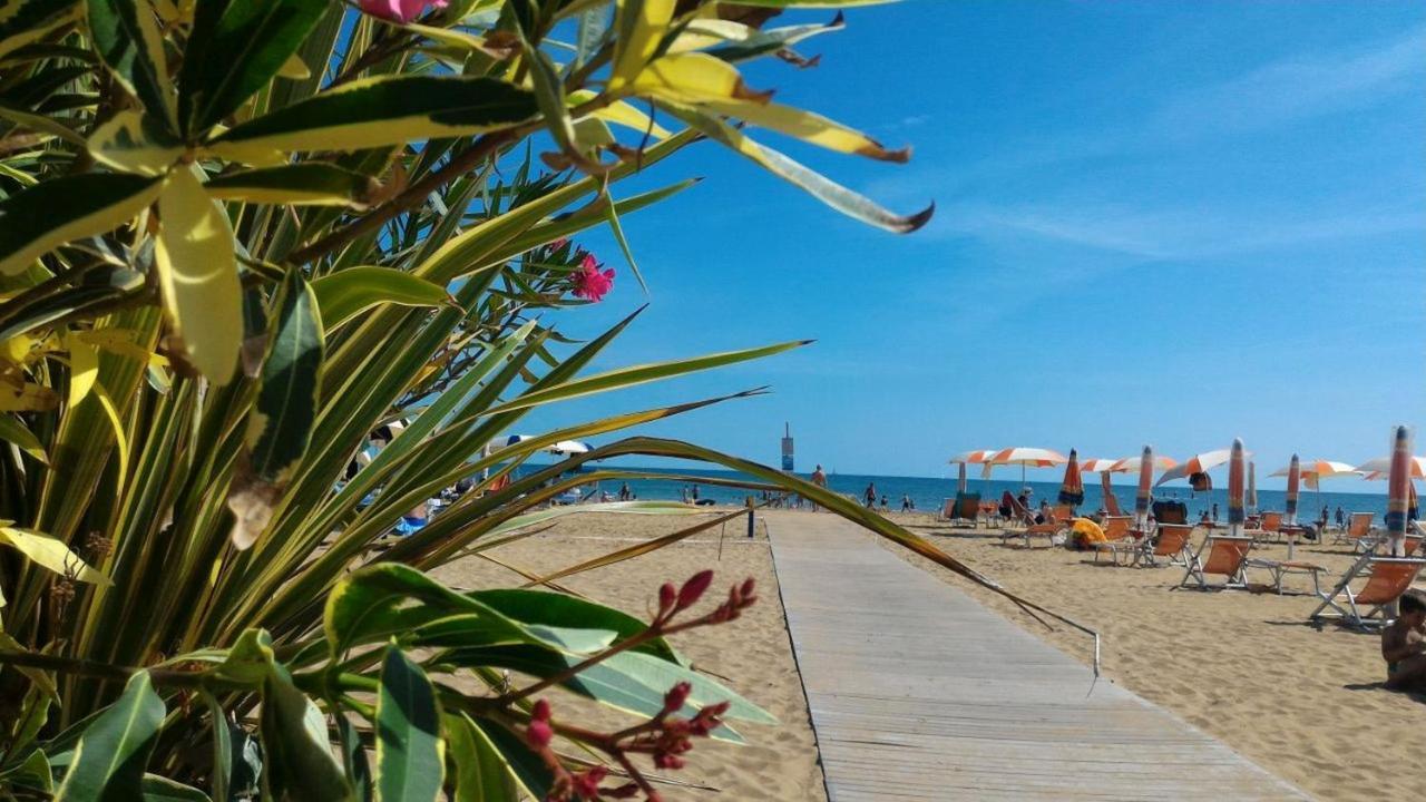 Appartamenti Anna Bibione Buitenkant foto